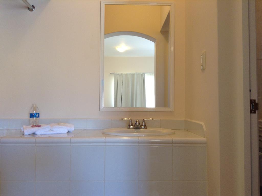 Guaymas Inn Habitación foto
